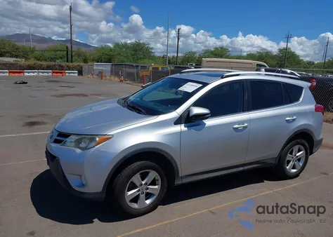 2014 Toyota Rav4 Xle z USA, uszkodzony, nr VIN 2T3RFREV3EW147625